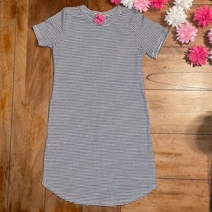 3/$12 Girls striped short sleeve dress 10/12
